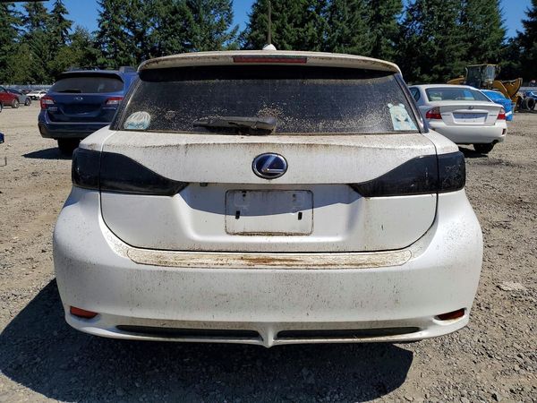 2013 LEXUS CT 200h