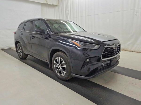 2023 TOYOTA HIGHLANDER