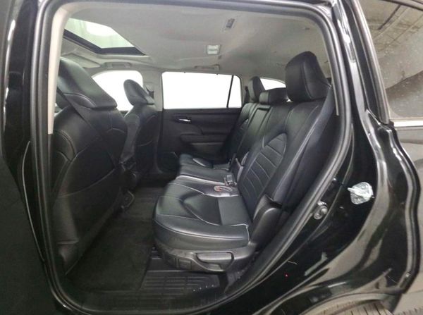 2023 TOYOTA HIGHLANDER