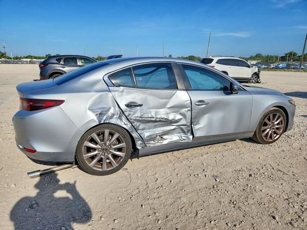 2020 MAZDA 3