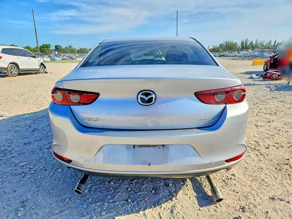 2020 MAZDA 3