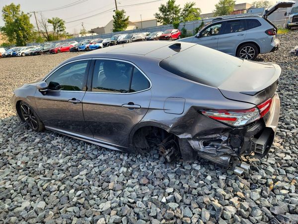 2018 TOYOTA CAMRY XSE
