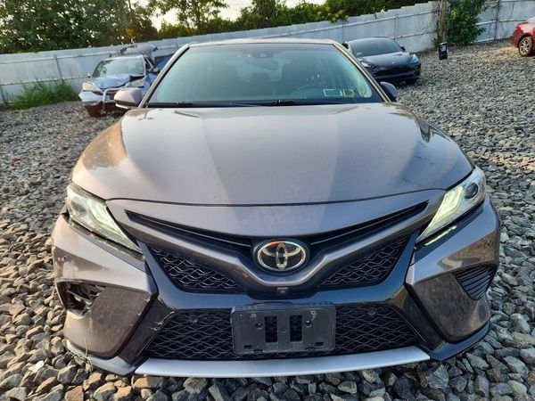 2018 TOYOTA CAMRY XSE