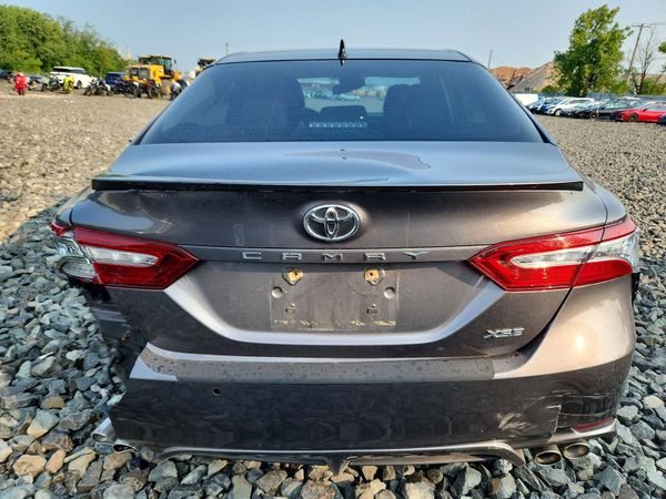 2018 TOYOTA CAMRY XSE