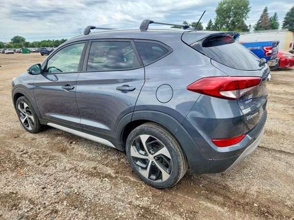 2017 HYUNDAI TUCSON