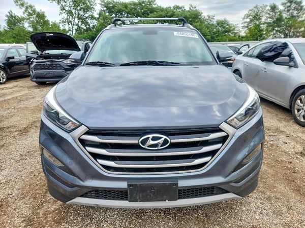 2017 HYUNDAI TUCSON