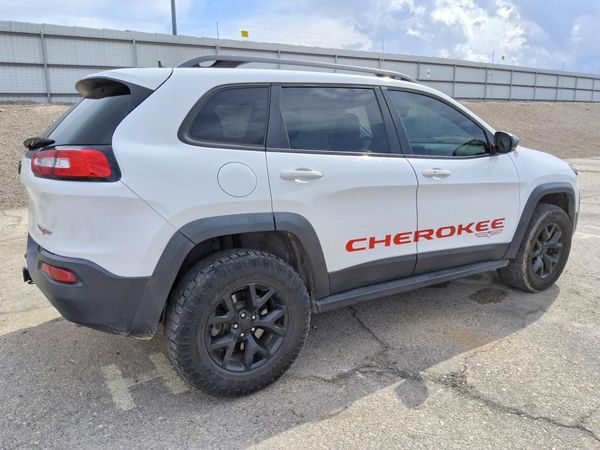 2016 JEEP CHEROKEE Trailhawk
