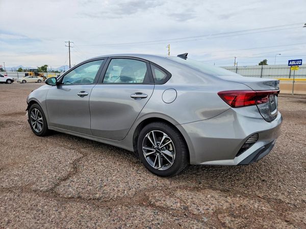 2022 KIA FORTE FE, LXS