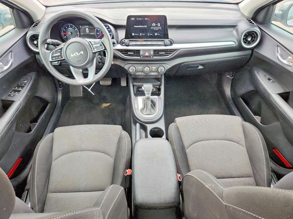 2022 KIA FORTE FE, LXS