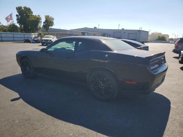 2017 DODGE CHALLENGER SXT