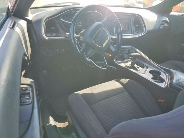2017 DODGE CHALLENGER SXT
