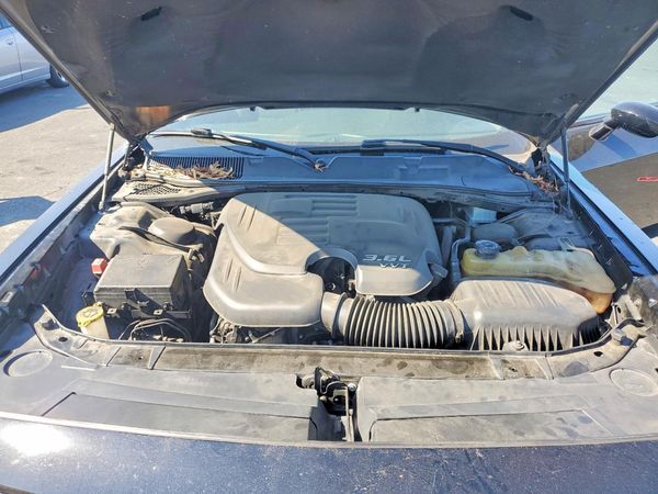 2017 DODGE CHALLENGER SXT