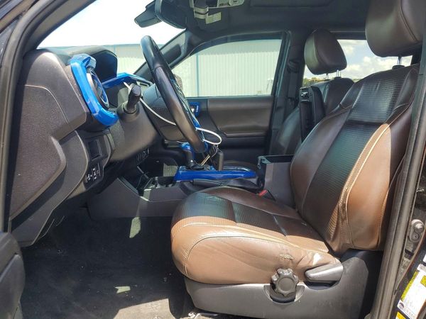 2019 TOYOTA TACOMA Limited