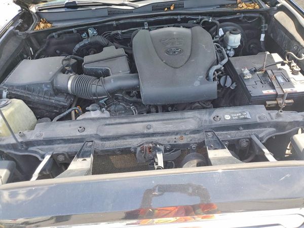 2019 TOYOTA TACOMA Limited