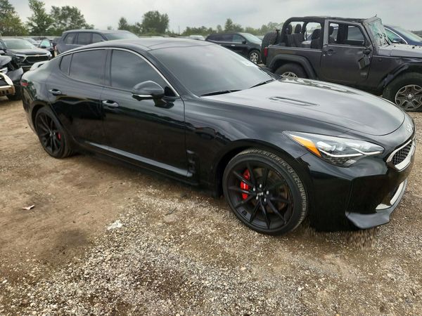 2022 KIA STINGER GT2