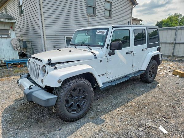 2016 JEEP WRANGLER UNLIMITED SAHARA 4X4