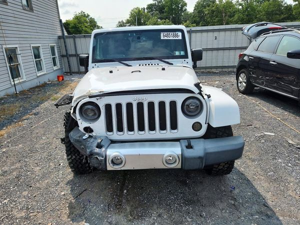 2016 JEEP WRANGLER UNLIMITED SAHARA 4X4