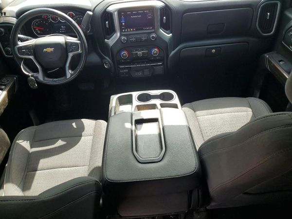 2021 CHEVROLET SILVERADO LT