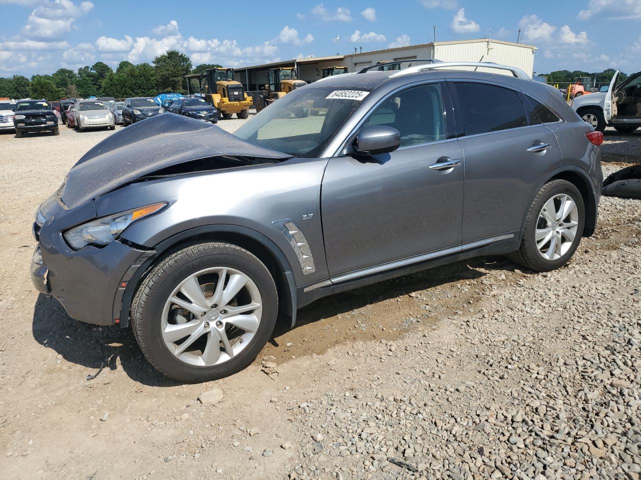 2015 INFINITI QX70