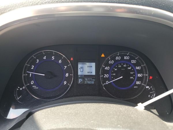 2015 INFINITI QX70