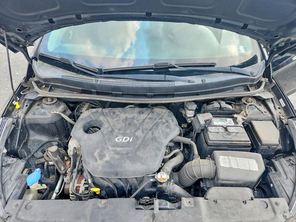 2013 HYUNDAI ACCENT GLS, GS