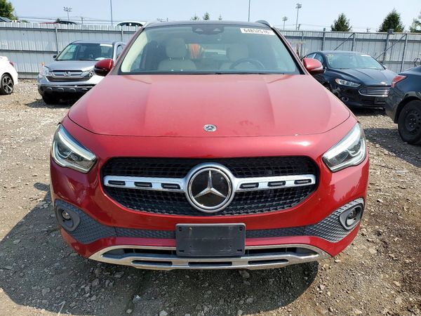 2021 MERCEDES-BENZ GLA