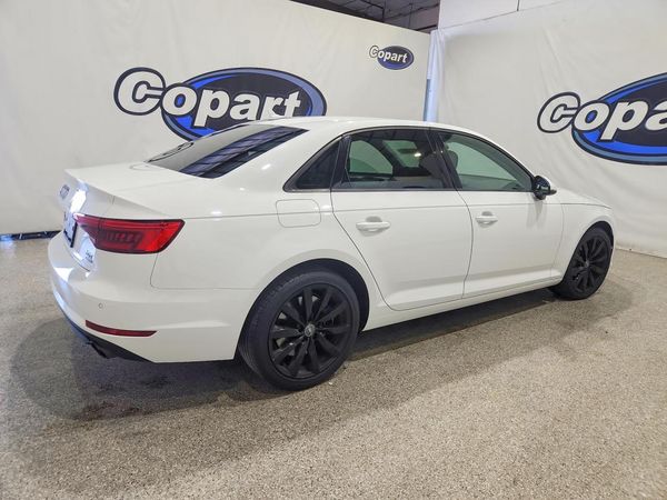 2017 AUDI A4 quattro Premium