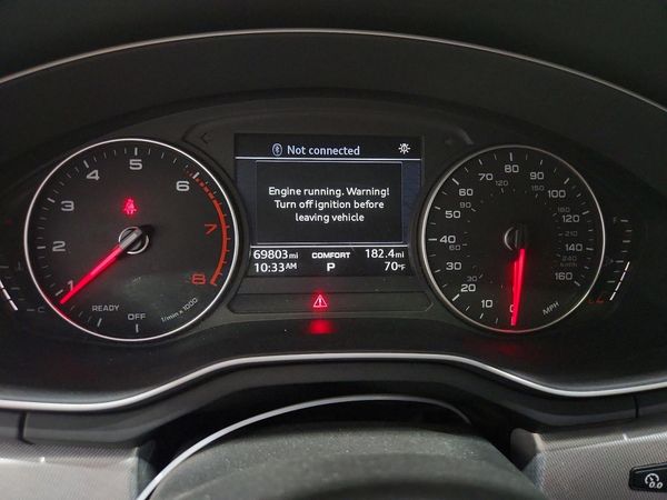 2017 AUDI A4 quattro Premium