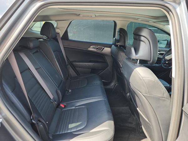 2023 KIA SPORTAGE SX-P