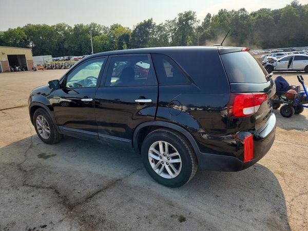 2014 KIA SORENTO Base/ LX