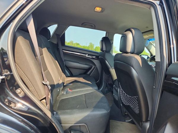 2014 KIA SORENTO Base/ LX