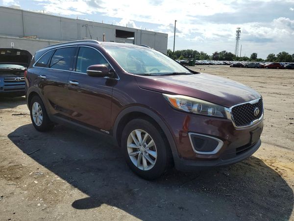 2017 KIA SORENTO L, LX