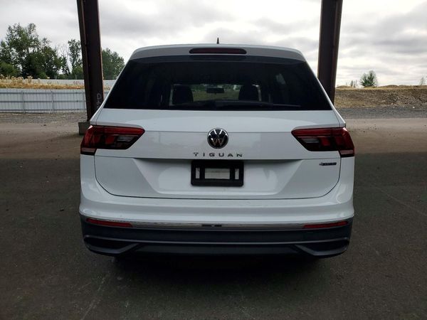 2022 VOLKSWAGEN TIGUAN 4Motion S