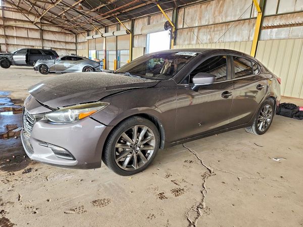 2018 MAZDA 3