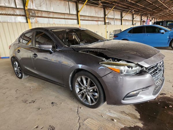 2018 MAZDA 3