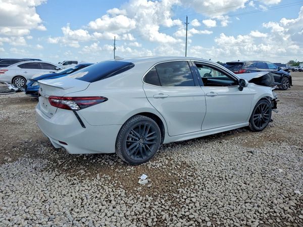 2023 TOYOTA CAMRY