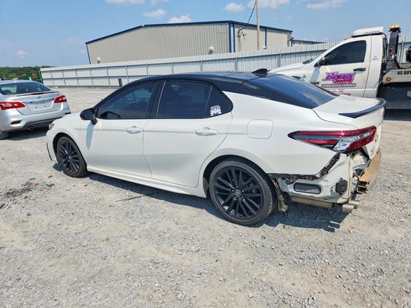 2022 TOYOTA CAMRY XSE