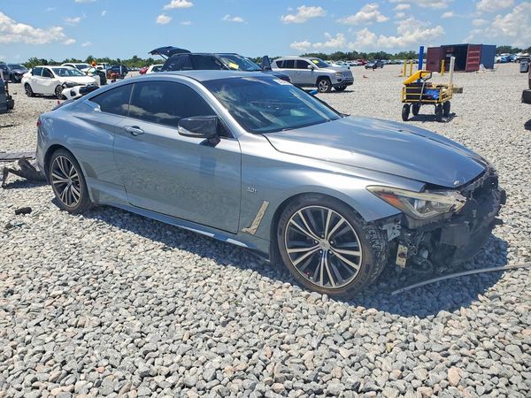 2017 INFINITI Q60