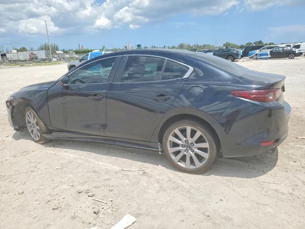 2019 MAZDA 3