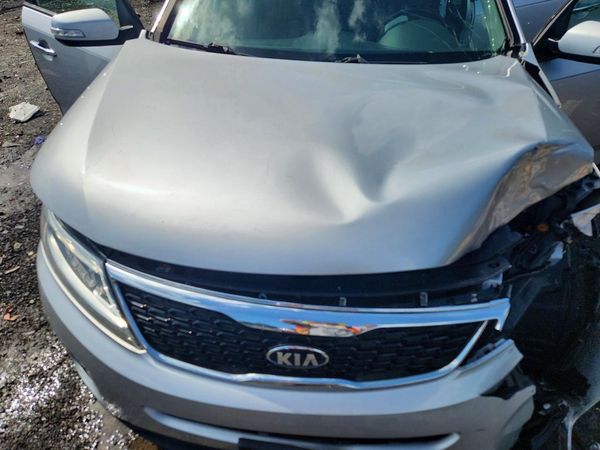 2015 KIA SORENTO GLS