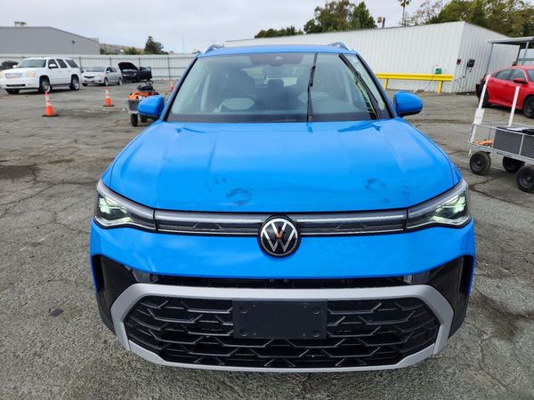 2025 VOLKSWAGEN TAOS