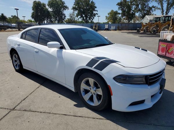 2015 DODGE CHARGER SE