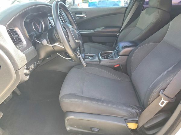 2015 DODGE CHARGER SE
