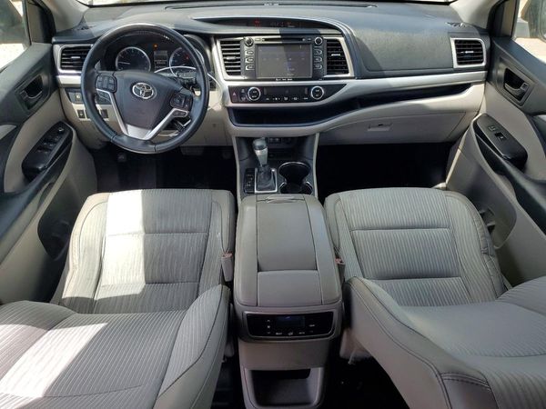 2018 TOYOTA HIGHLANDER