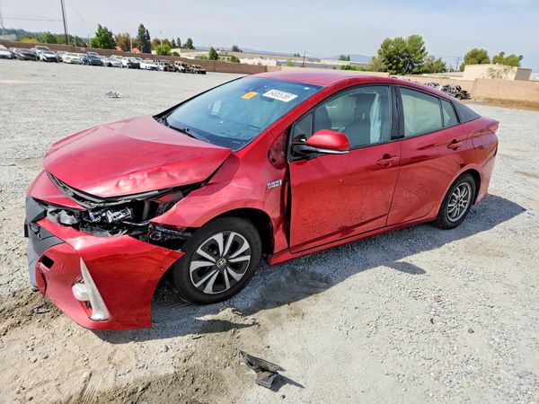 2017 TOYOTA PRIUS — DSFA — Front 3/4