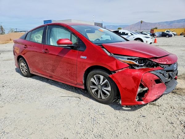 2017 TOYOTA PRIUS Three/Four/Four Adv — Passenger 3/4
