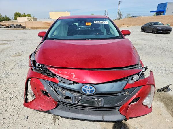 2017 TOYOTA PRIUS Three/Four/Four Adv — DIRF
