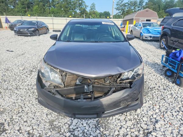 2014 TOYOTA CAMRY