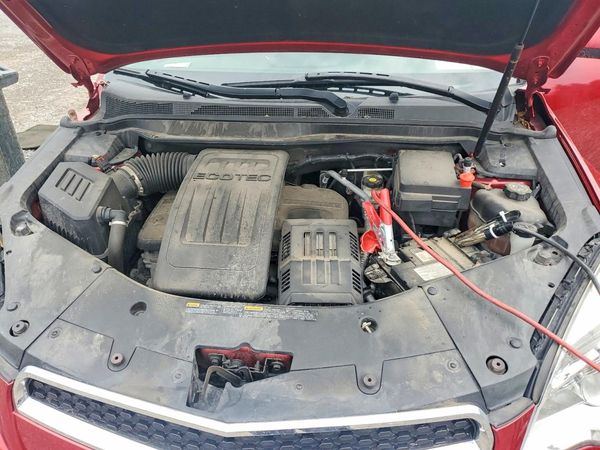 2015 CHEVROLET EQUINOX 2LT — Engine bay