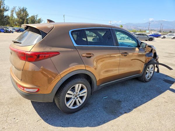 2017 KIA SPORTAGE LX